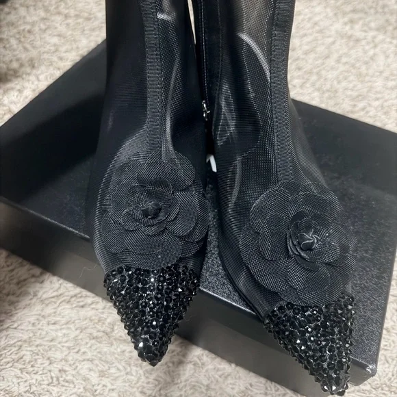 Chanel Camelia Black Swarovski Mesh Pointed Booties 38 - Picture 3 of 7